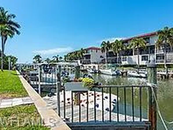 1417 Chesapeake AVE #202, NAPLES, FL 34102