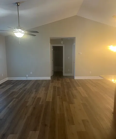 114 Dove Meadow Ln — Photo 2