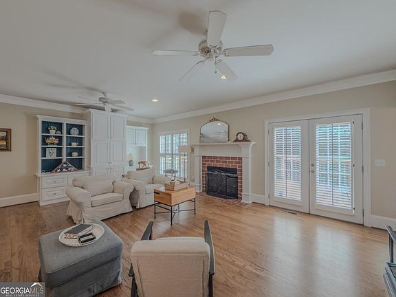 4th image of 1400 McWilliams Rd SW