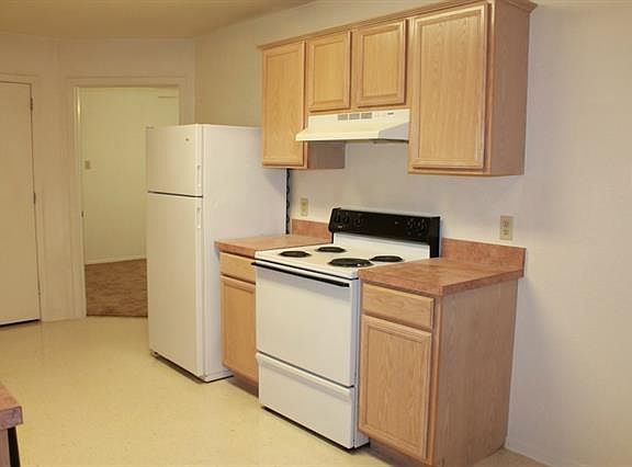 5th image of 1412 Walters Dr