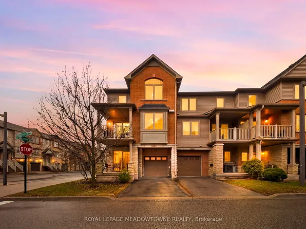 624 Maude Cmn, Burlington, ON L7L 0C7