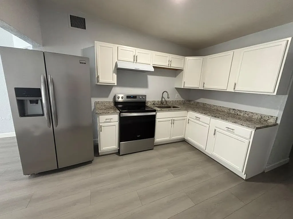 4 bed, 1173 sqft, $2,150 — Photo 1
