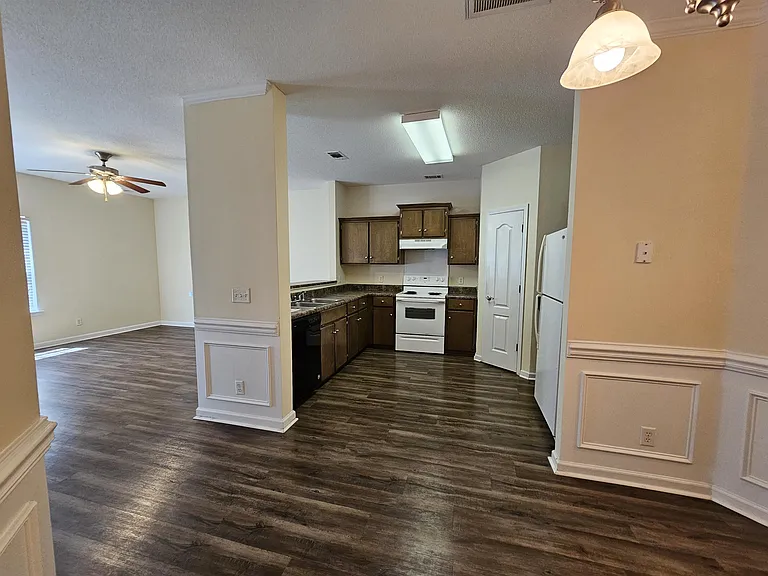 116 Reese Way — Photo 6