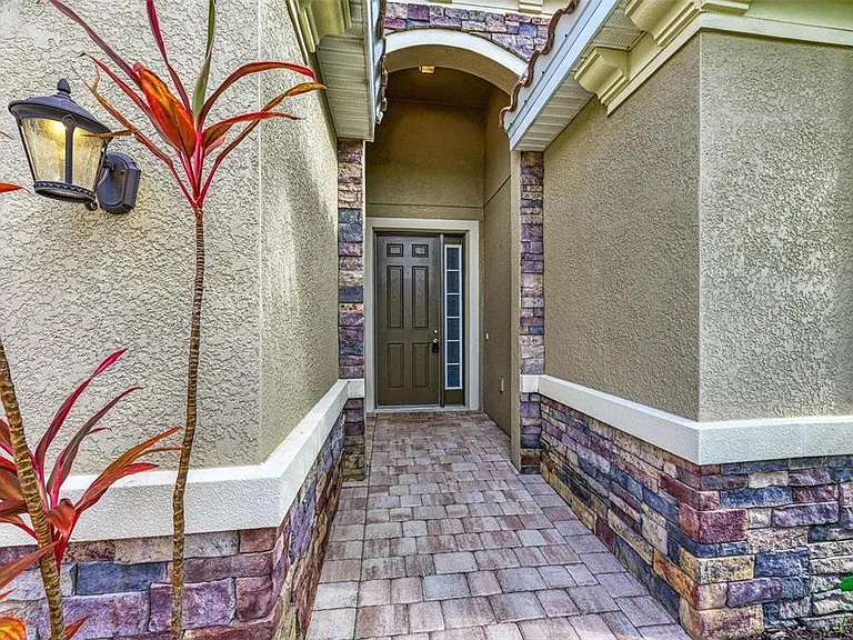 2937 Oriole Dr — Photo 2
