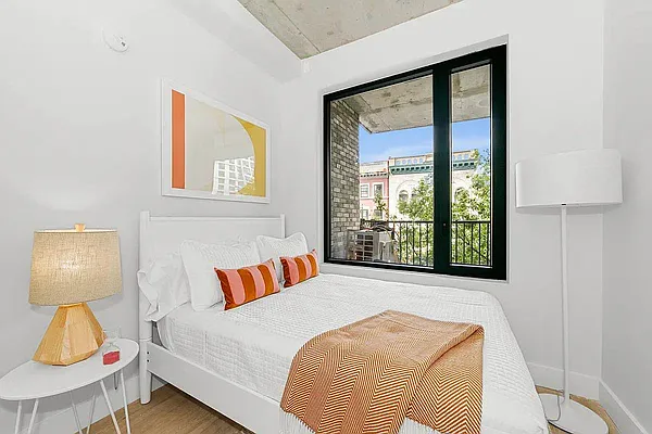 Rented by Highline Residential | media 19