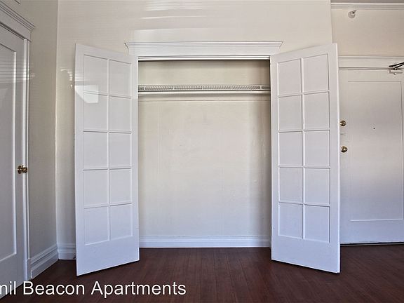 3rd image of 945 Beacon Ave APT 208