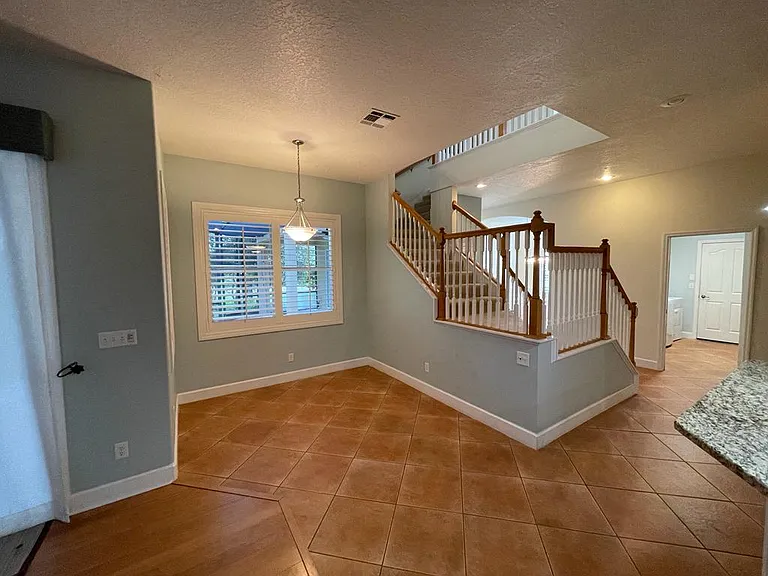 12340 Lake Valley Dr — Photo 7