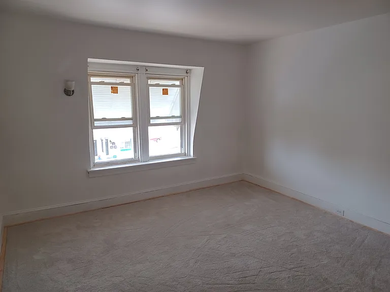 3rd floor BR - street side