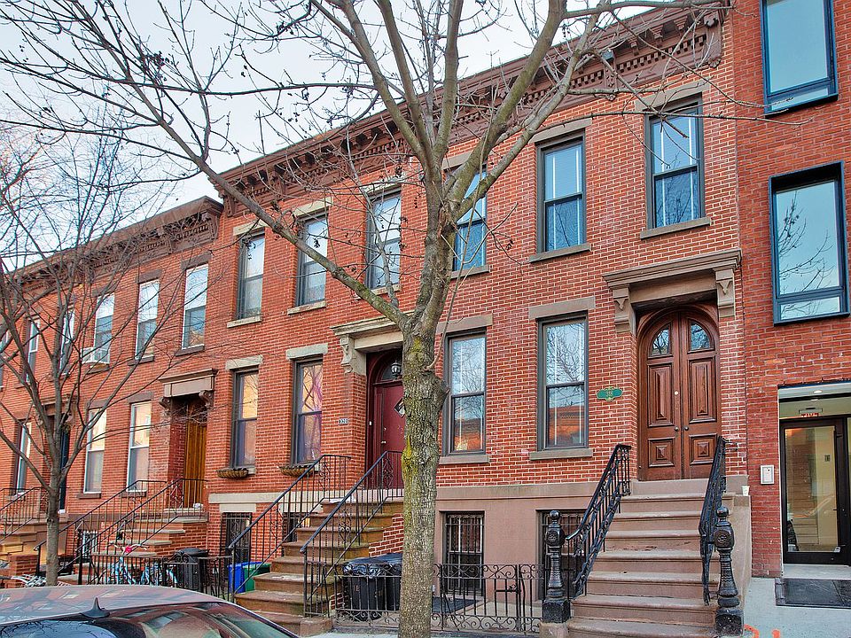 1st image of 318 Carroll St #1