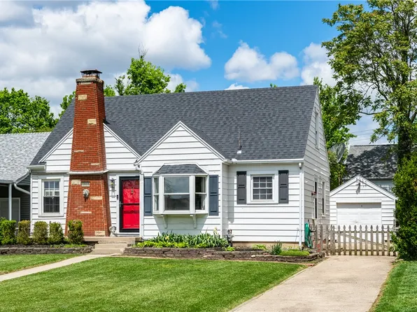 1015 Croyden Dr, Dayton, OH 45420