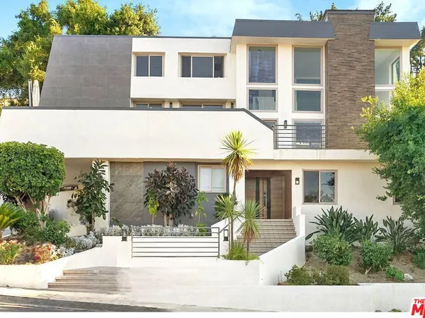 3539 Alana Dr, Sherman Oaks, CA 91403