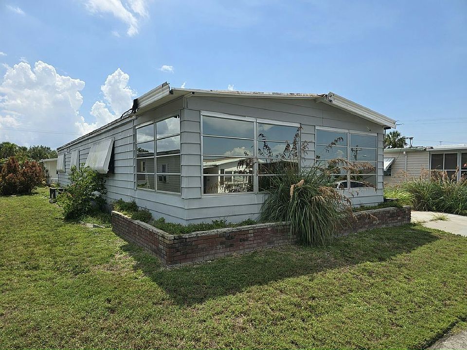 1st image of 165 Blue Beard Dr #165