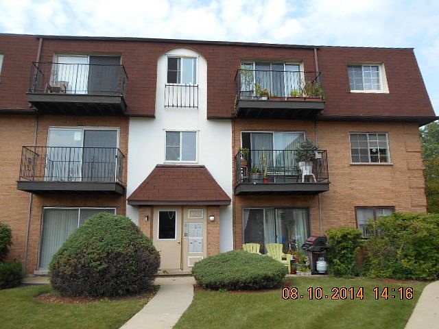 1st image of 9474 Bay Colony Dr APT 2W