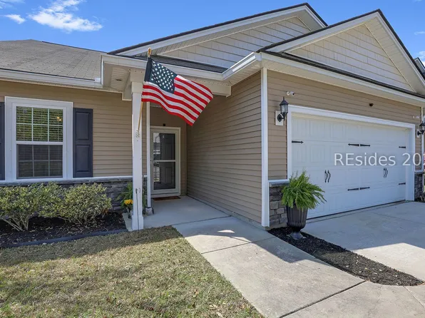 8 Tugaloo Dr, Beaufort, SC 29906