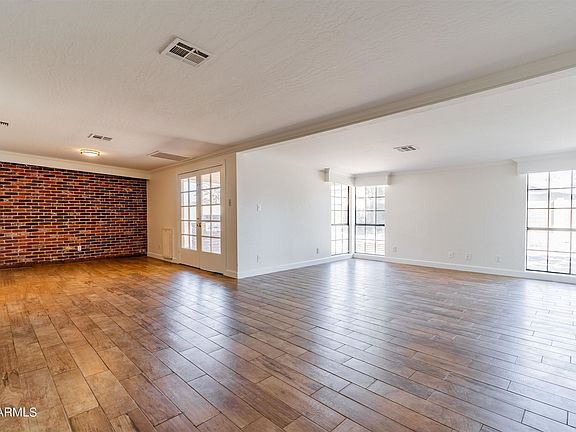 5th image of 3016 W Shangri La Rd