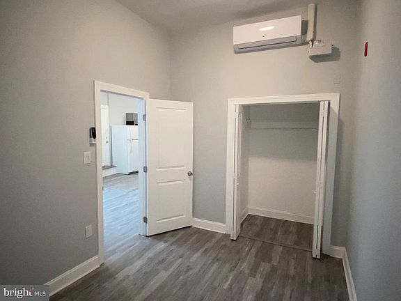 5th image of 1305 E Passyunk Ave Unit A