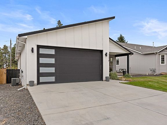 2nd image of 3219 E 25th Ave