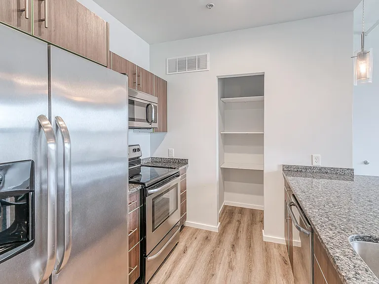 Brown Street Lofts — Photo 28