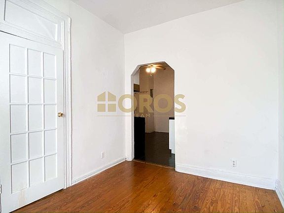 4th image of 26 Grand St APT 5