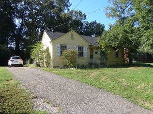 1147 Chickasaw Rd, Paris, TN 38242