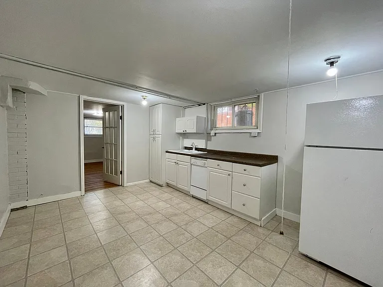 2231 S High St — Photo 27
