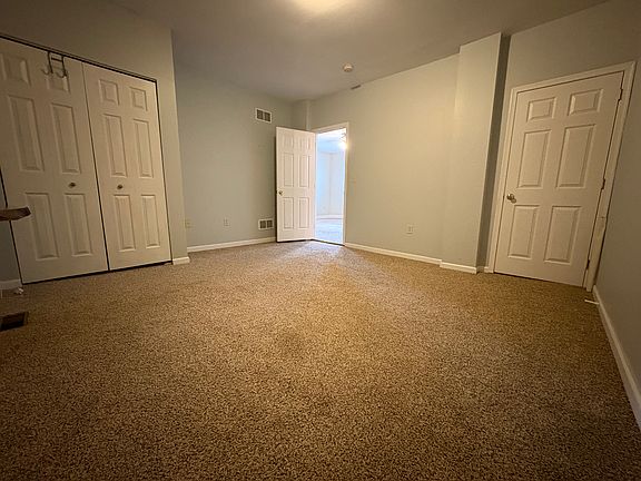 5th image of 41 E Market St APT 1