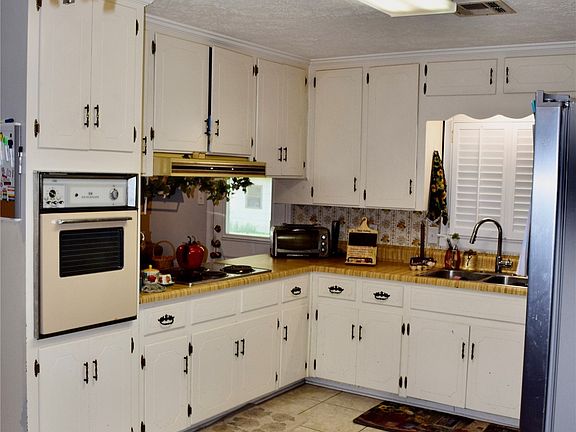 5th image of 1248 Wright St