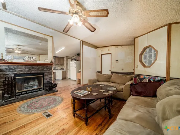 111 Morningwood Dr, San Marcos, TX 78666