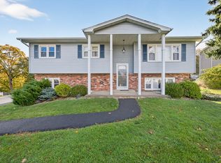 20 Peter Bush Dr, Monroe, NY 10950