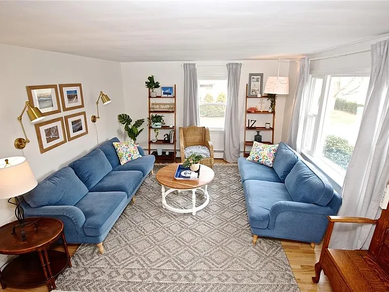 139 Coggeshall Ave — Photo 7