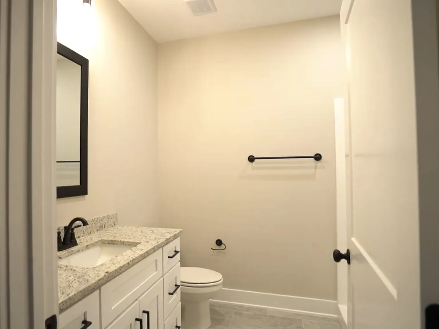 Idella Rose Apartments — Photo 3
