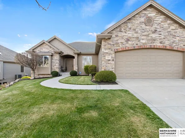 1316 S 193rd St, Omaha, NE 68130