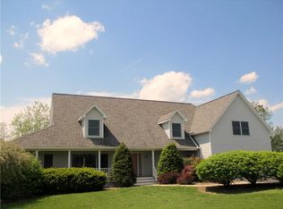 1419 Wayneport Rd, Macedon, NY 14502