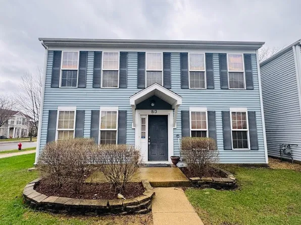 813 Serendipity Dr, Aurora, IL 60504