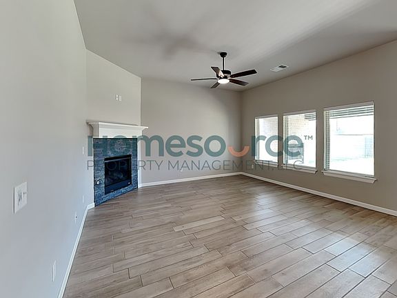 5th image of 4121 Palmetto Trl