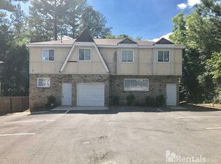 9119 Sharonbrook Dr, Charlotte, NC 28210