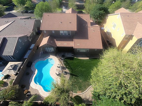 3rd image of 3674 E Sierra Madre Ave