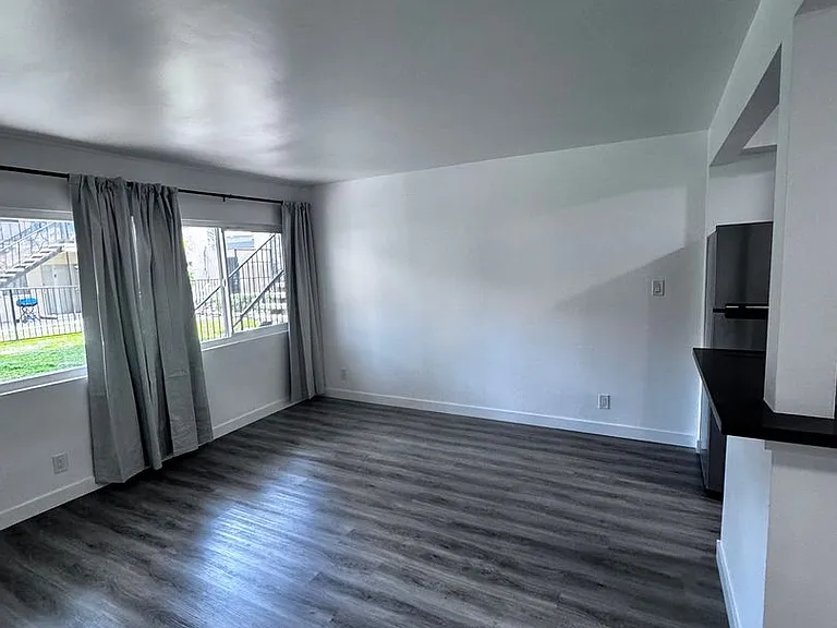 128 E Wakefield Ave. — Photo 8