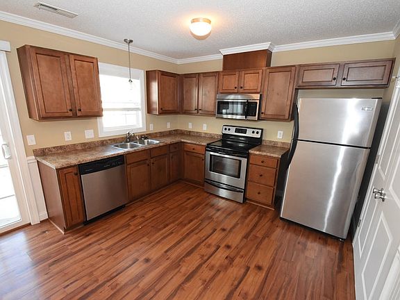 4th image of 112 Chandler Dr APT D