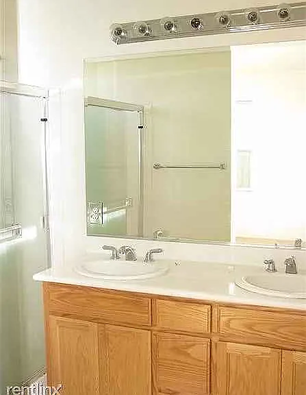 1504 Ardilla Dr — Photo 6