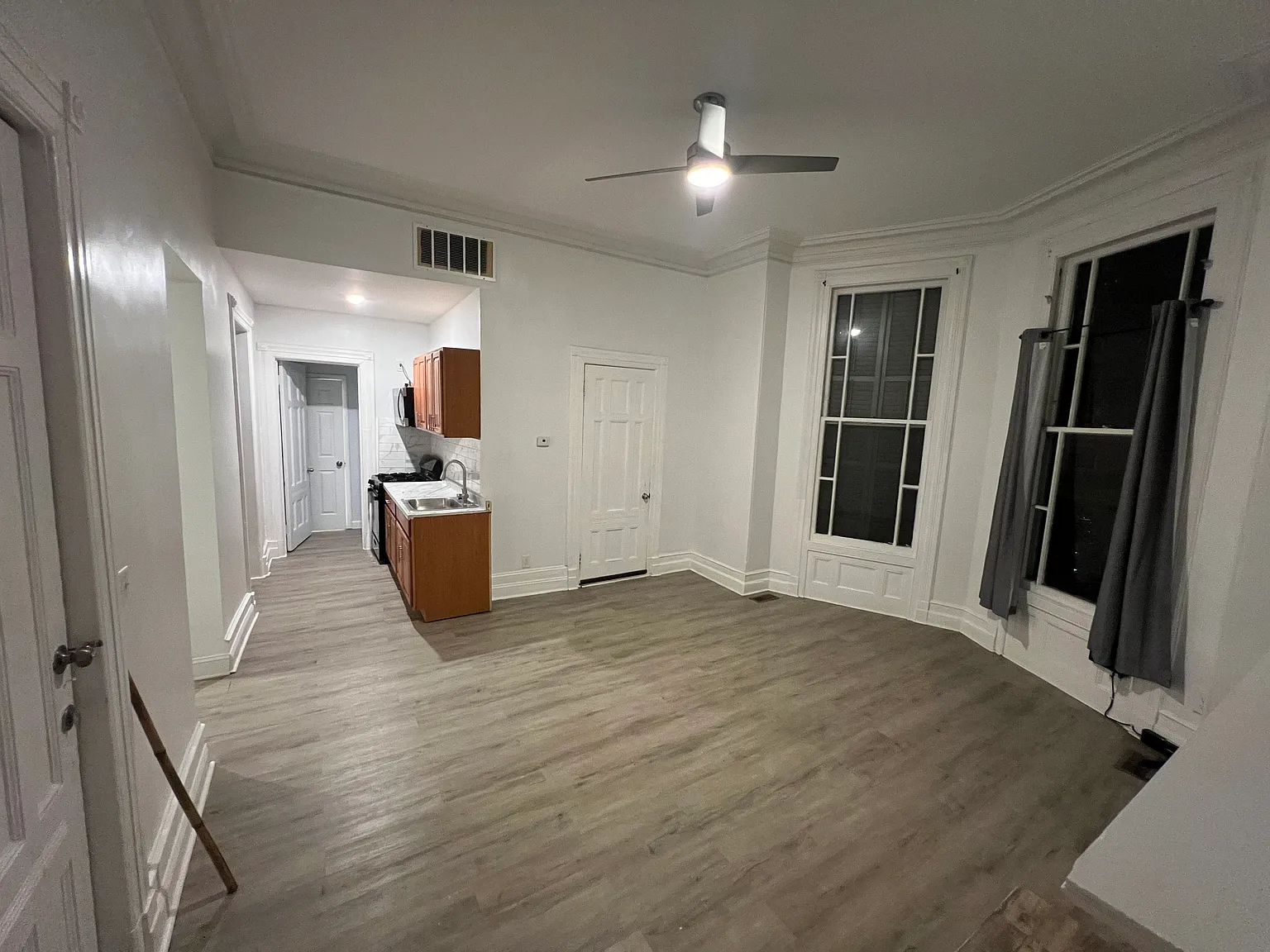 805 Park Ave — Photo 4