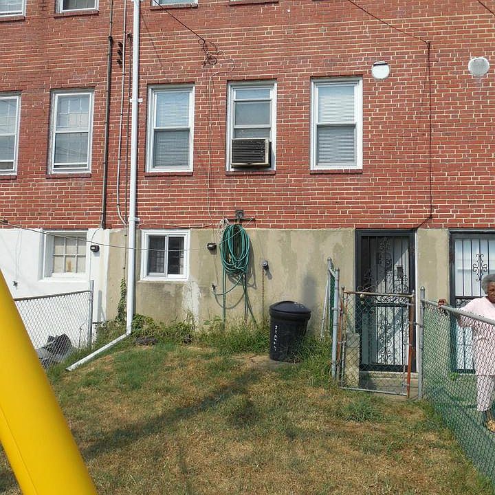 2nd image of 5545 Midwood Ave