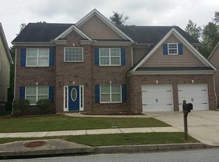 4131 Oak Field Dr, Loganville, GA 30052