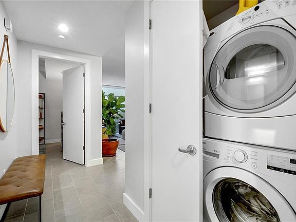 3rd image of 210 Lee Barton Dr Unit 519