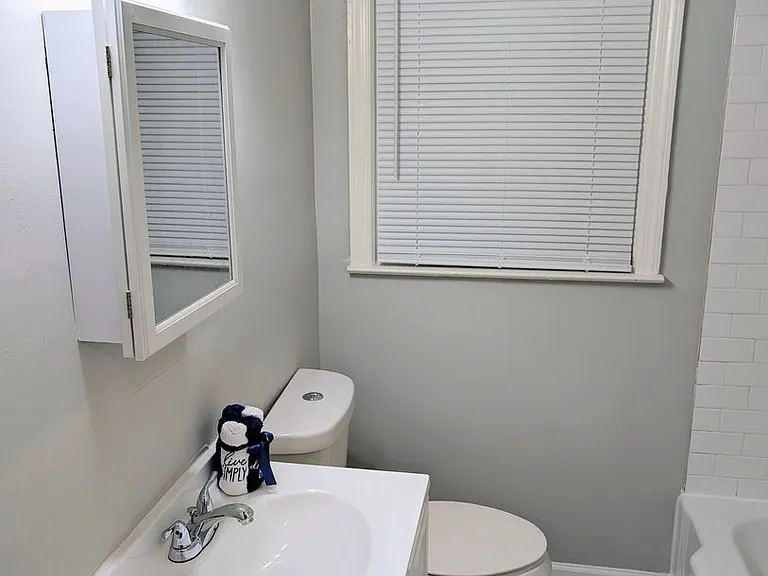 246 Robert E Lee Dr — Photo 4