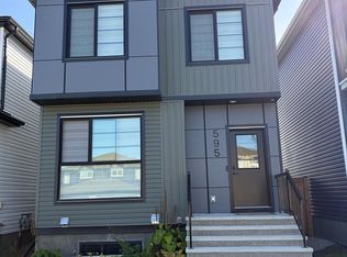 595 Meadowview Dr, Fort Saskatchewan, AB T8L 0X1