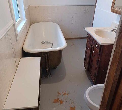 4th image of 815 13th STREET