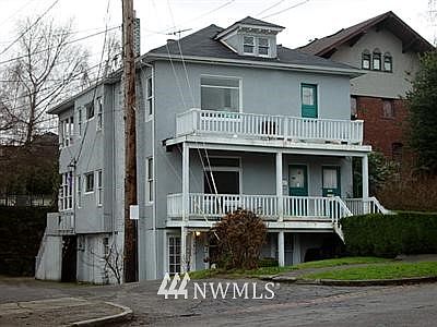 1st image of 1915 N Steele Street