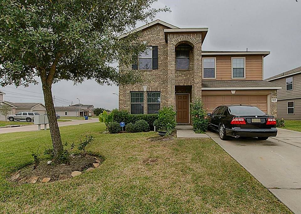 1st image of 7907 Yaupon View Dr