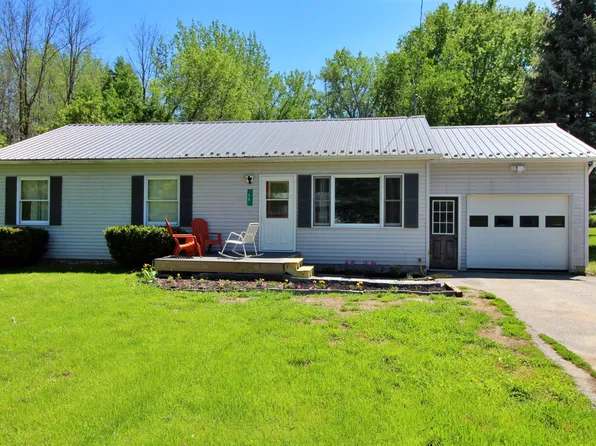 50 Wood Lane, Alburgh, VT 05440